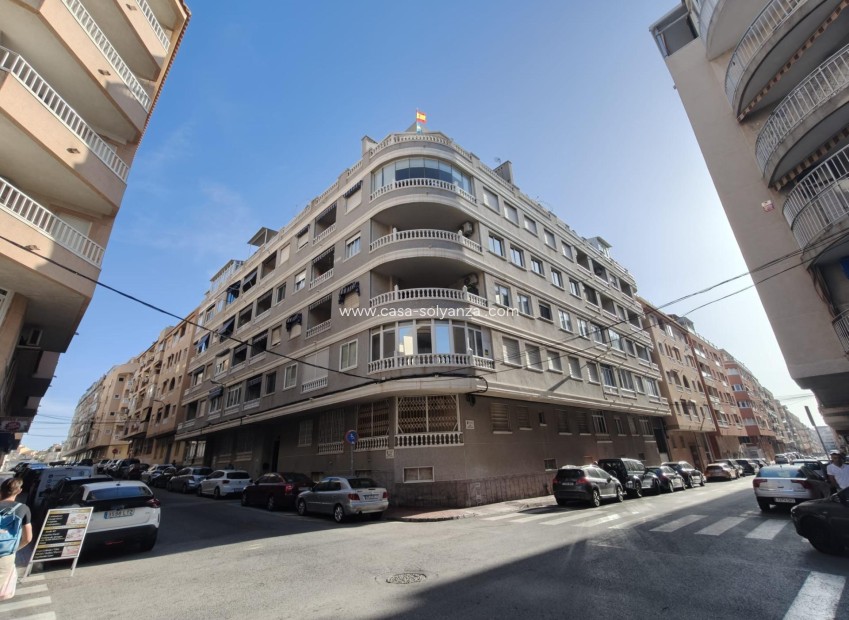 Herverkoop - Appartement / flat - Torrevieja - Playa del Cura