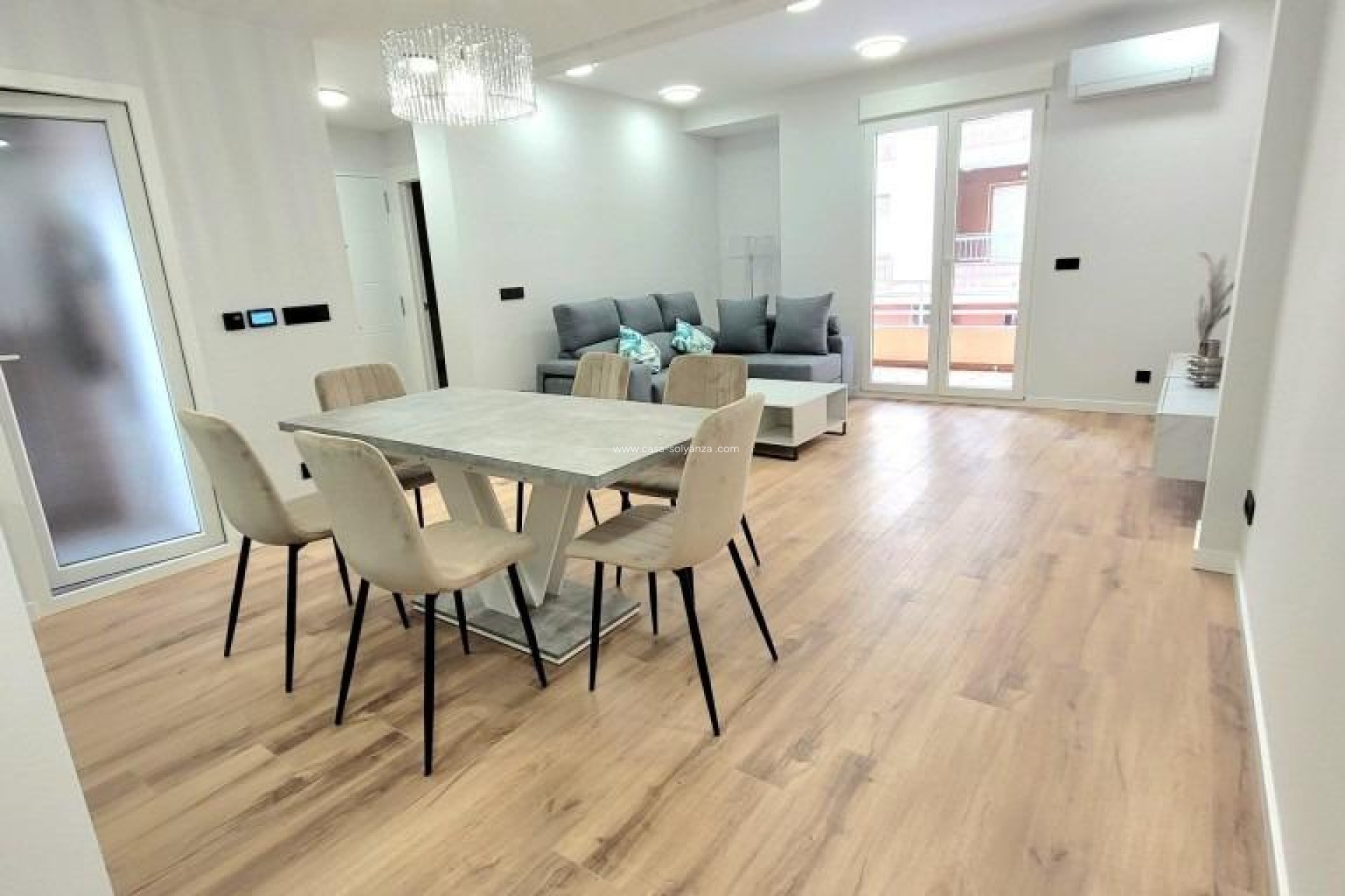 Herverkoop - Appartement / flat - Torrevieja - Playa del Cura