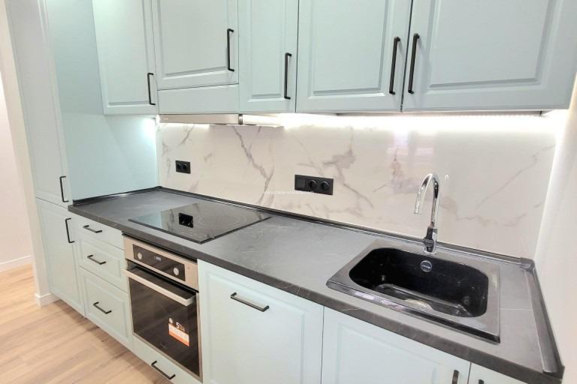 Herverkoop - Appartement / flat - Torrevieja - Playa del Cura