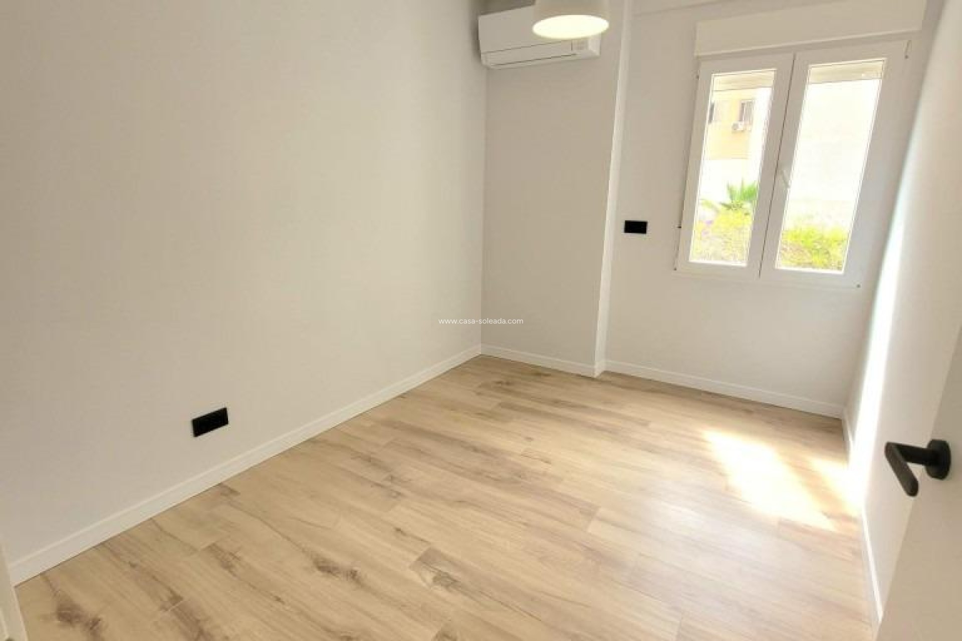 Herverkoop - Appartement / flat - Torrevieja - Playa del Cura