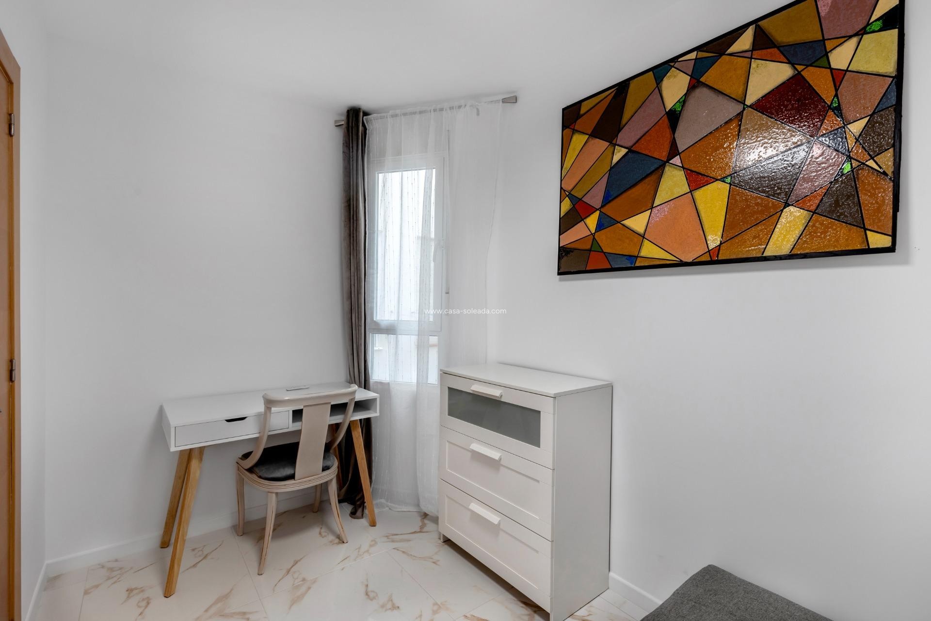 Herverkoop - Appartement / flat - Torrevieja - Playa del Cura