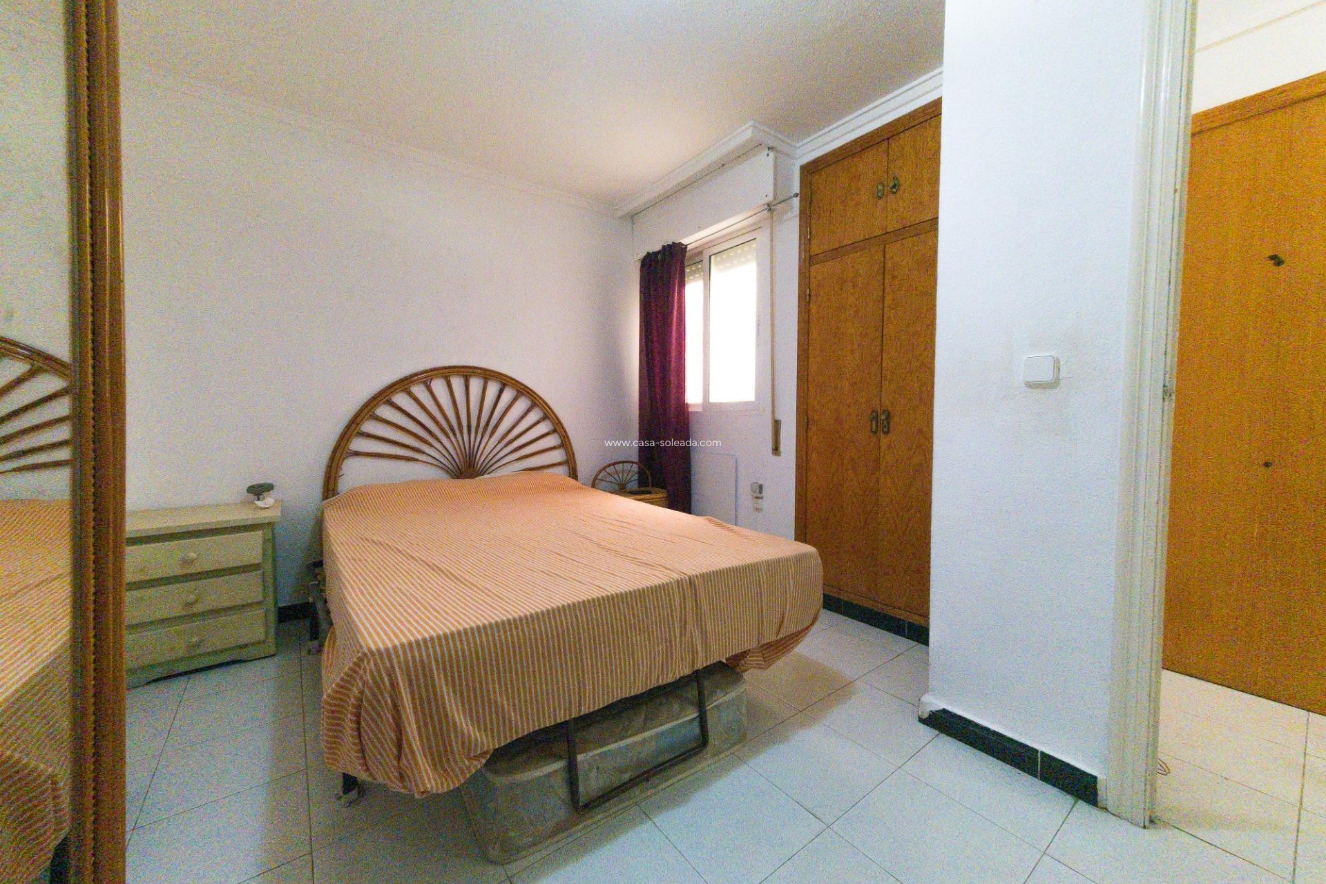 Herverkoop - Appartement / flat - Torrevieja - Playa del Cura
