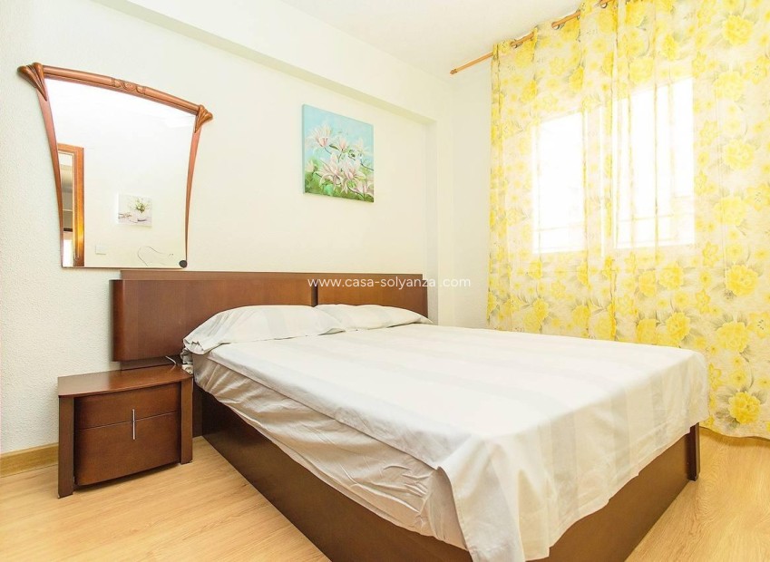 Herverkoop - Appartement / flat - Torrevieja - Playa del Cura