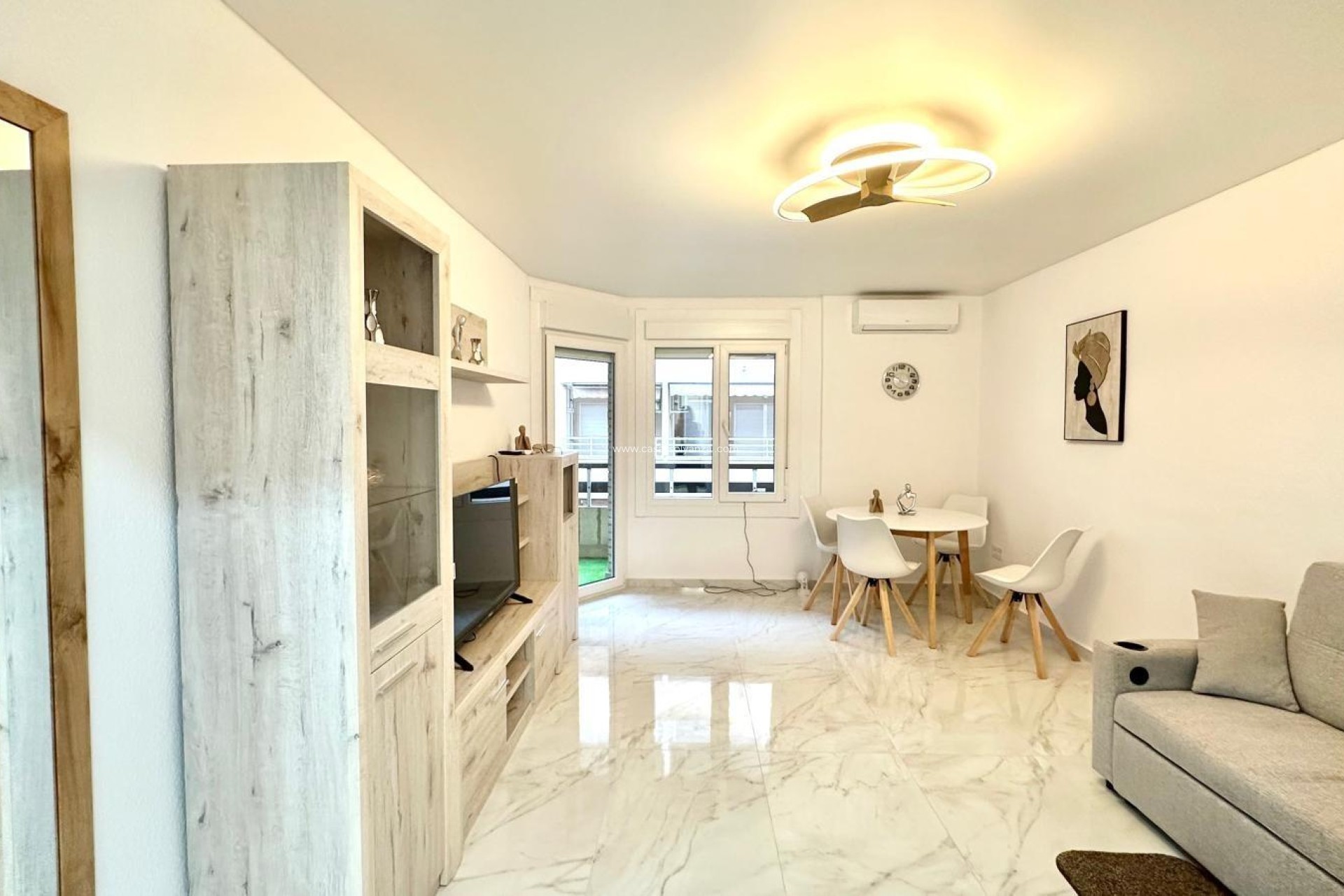 Herverkoop - Appartement / flat - Torrevieja - Playa del Cura