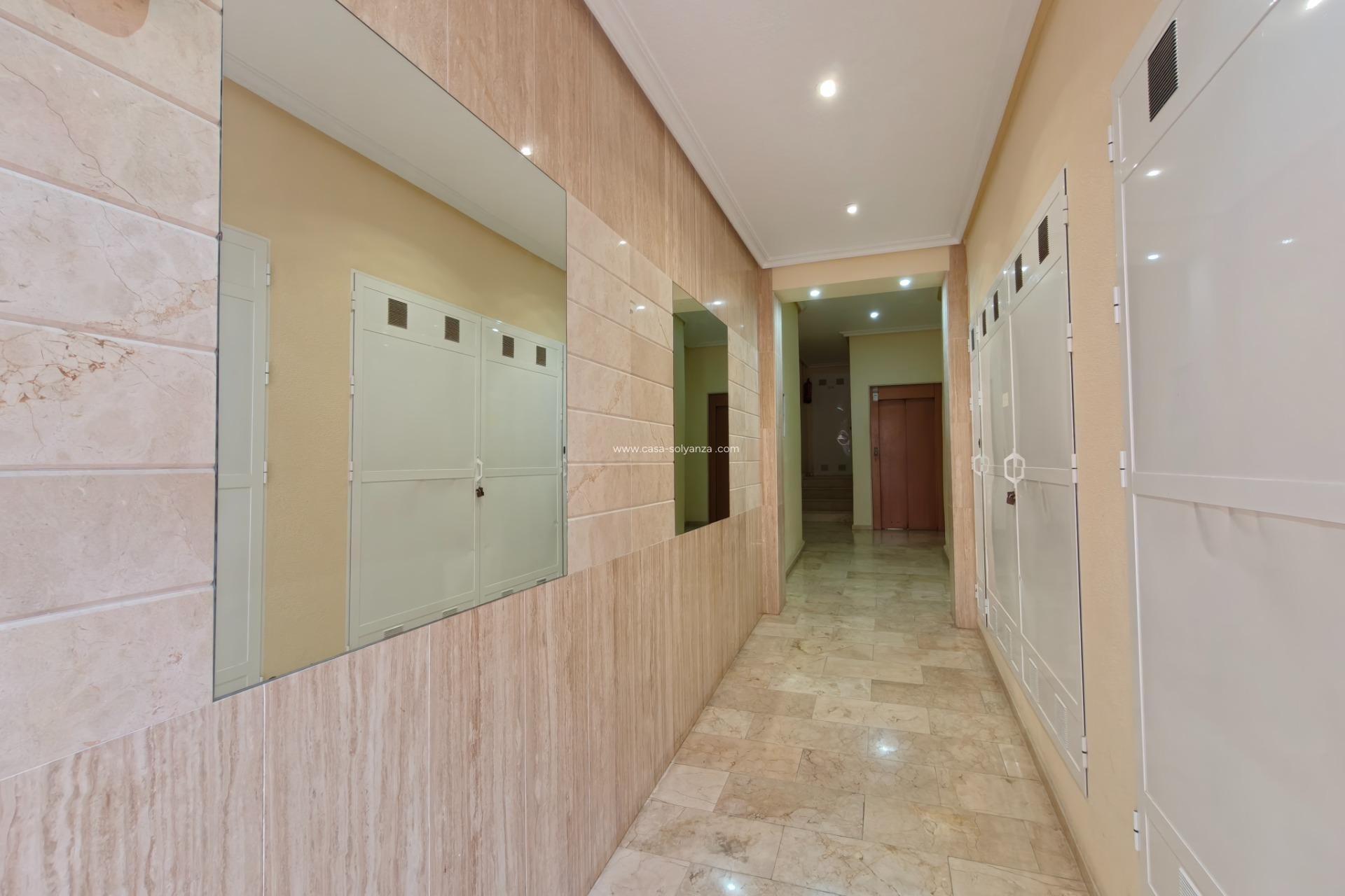 Herverkoop - Appartement / flat - Torrevieja - Playa del Cura