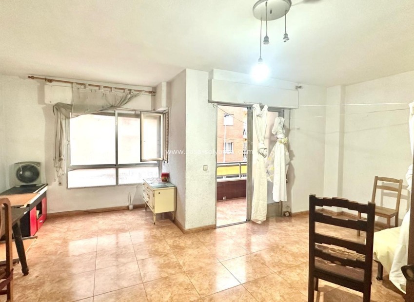 Herverkoop - Appartement / flat - Torrevieja - Playa del Cura