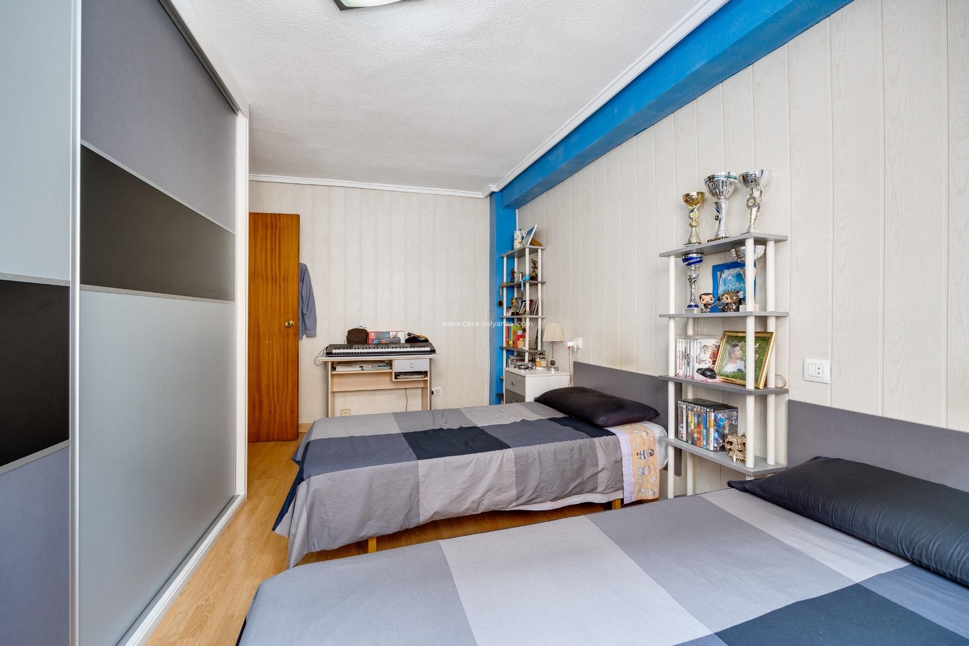 Herverkoop - Appartement / flat - Torrevieja - Playa del Cura