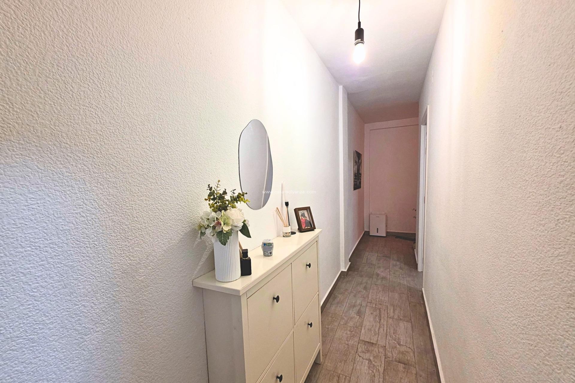 Herverkoop - Appartement / flat - Torrevieja - Playa del Cura