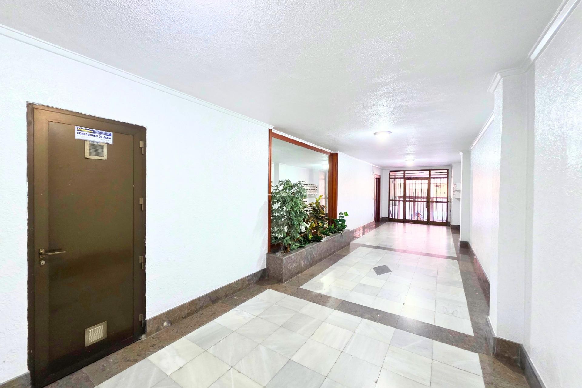 Herverkoop - Appartement / flat - Torrevieja - Playa del Cura