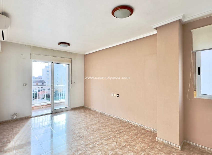 Herverkoop - Appartement / flat - Torrevieja - Playa del Cura