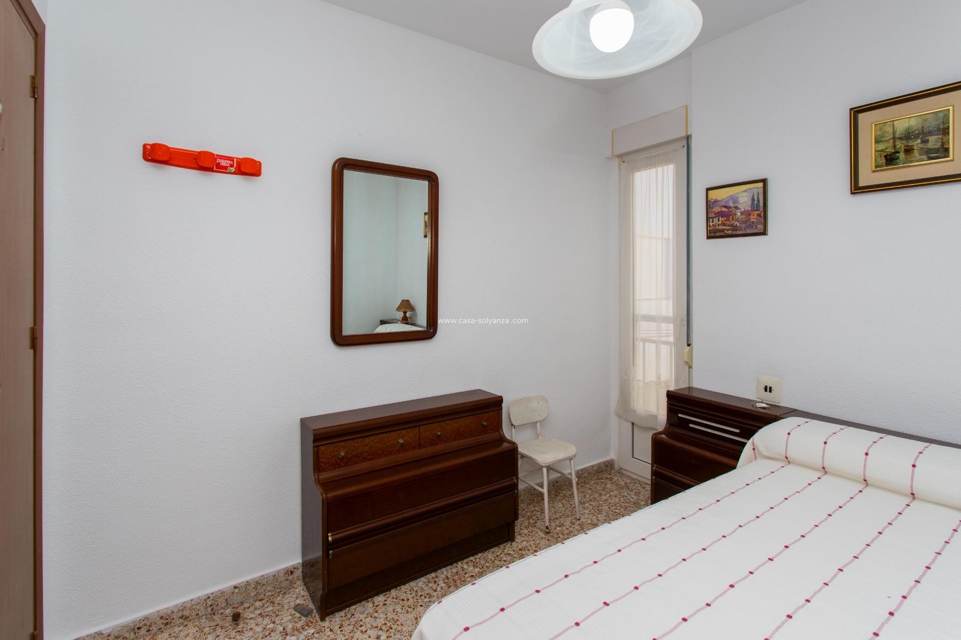 Herverkoop - Appartement / flat - Torrevieja - Playa del Cura