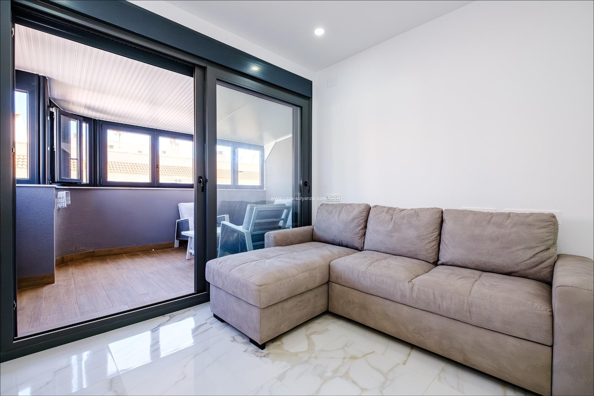 Herverkoop - Appartement / flat - Torrevieja - Playa del Cura