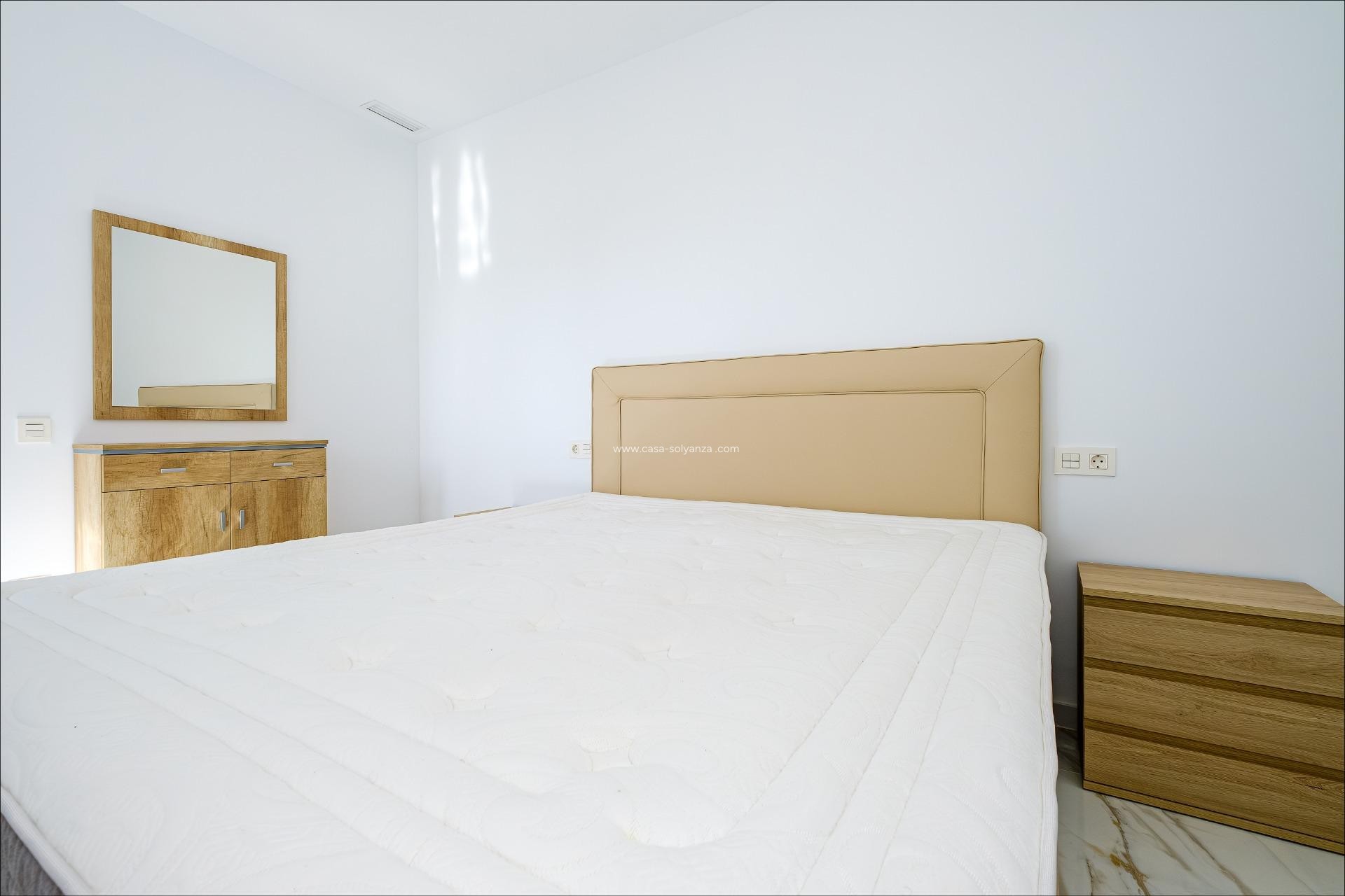 Herverkoop - Appartement / flat - Torrevieja - Playa del Cura