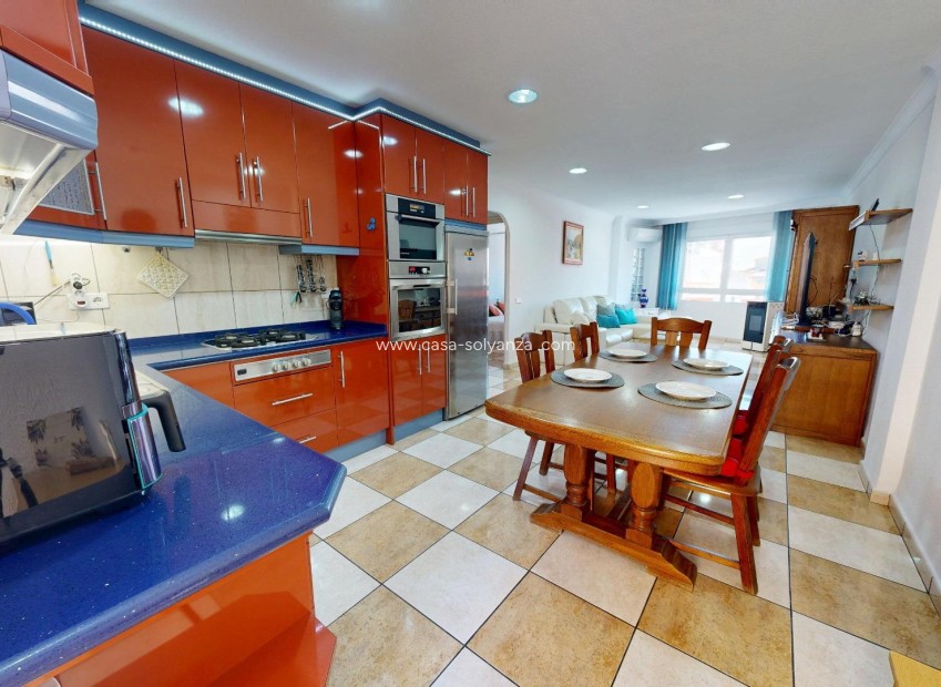 Herverkoop - Appartement / flat - Torrevieja - Puerto Deportivo Marina Salinas