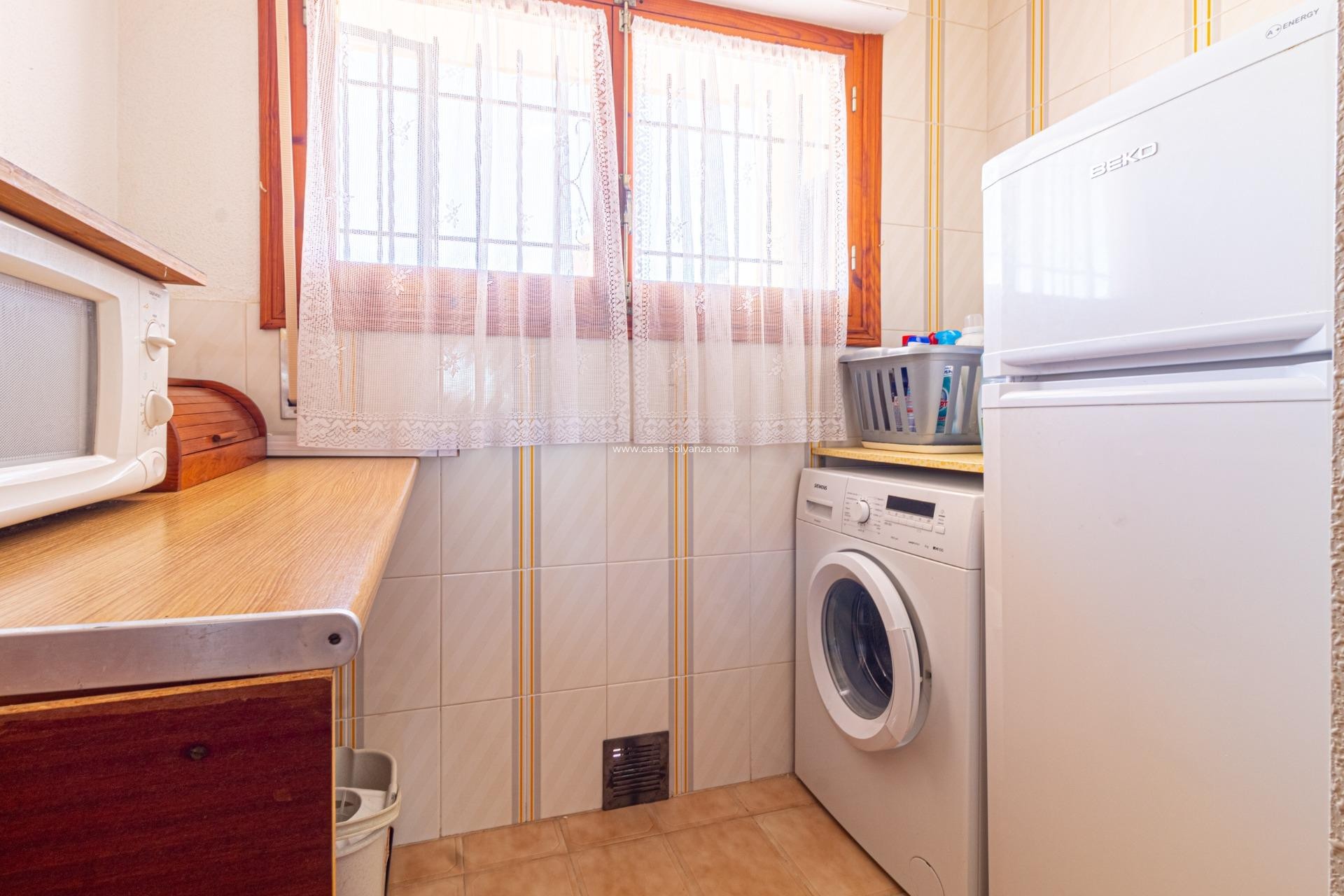 Herverkoop - Appartement / flat - Torrevieja - Punta Prima