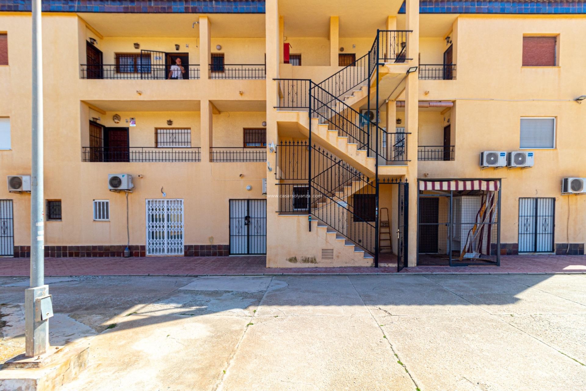 Herverkoop - Appartement / flat - Torrevieja - Punta Prima