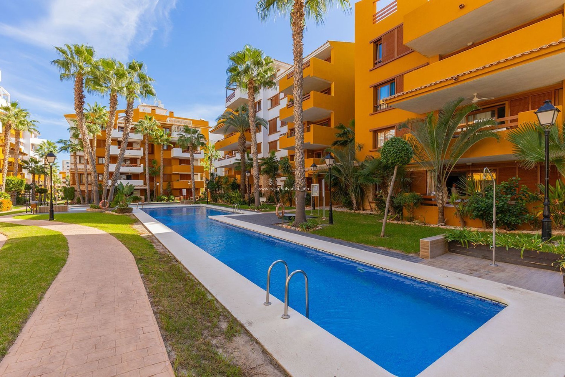 Herverkoop - Appartement / flat - Torrevieja - Punta Prima