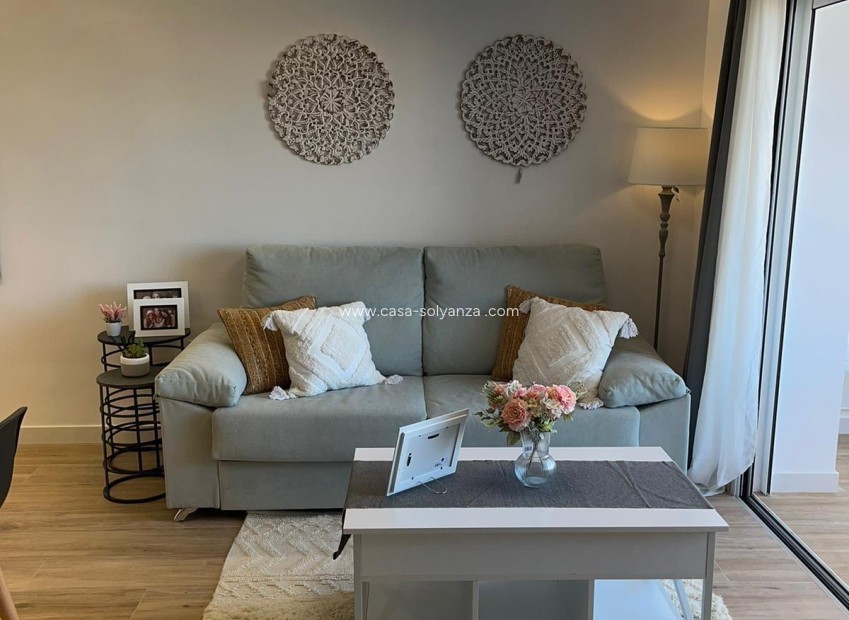 Herverkoop - Appartement / flat - Torrevieja - Punta Prima