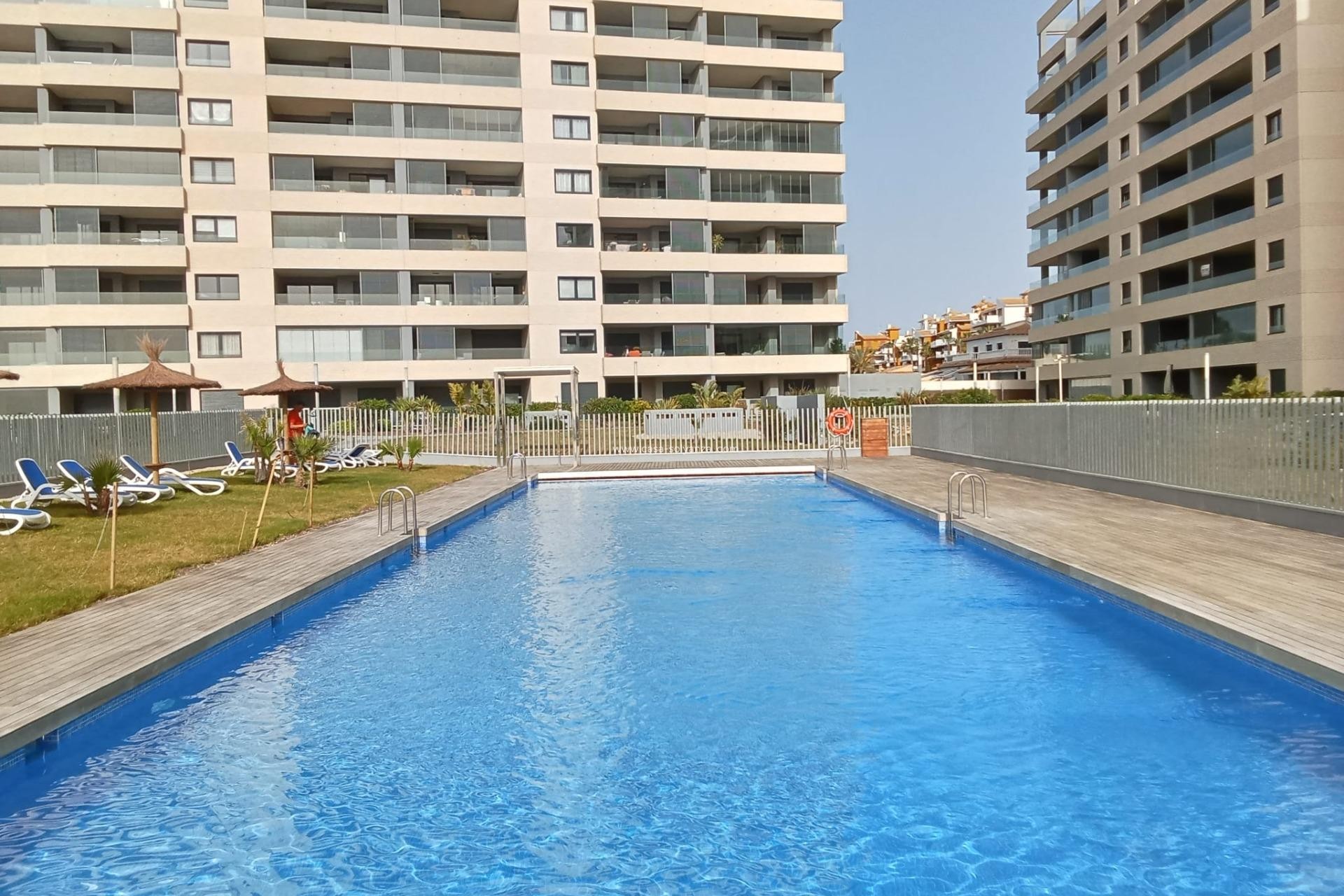 Herverkoop - Appartement / flat - Torrevieja - Punta Prima
