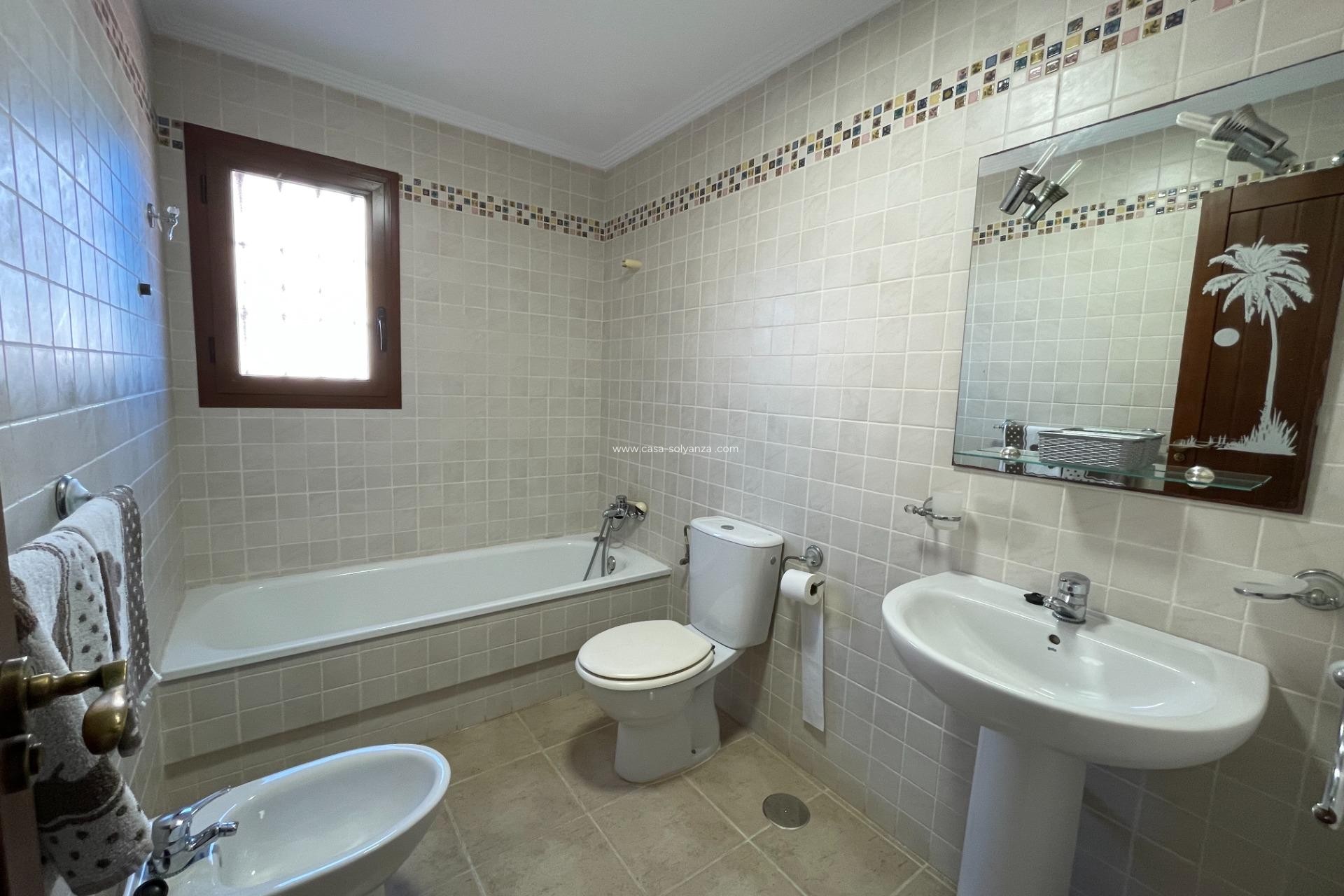 Herverkoop - Appartement / flat - Torrevieja - Rosaleda-los Frutales