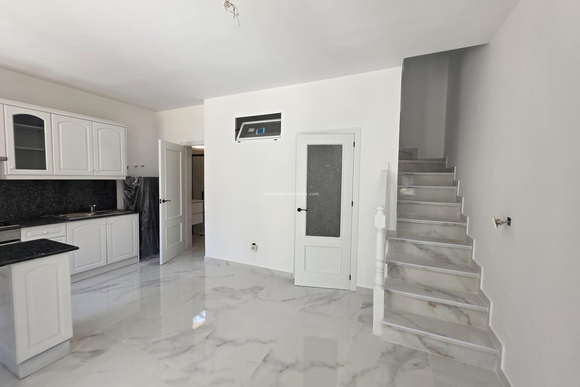 Herverkoop - Appartement / flat - Torrevieja - Torretas