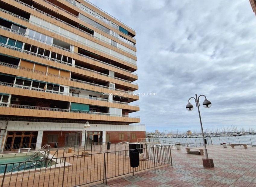 Herverkoop - Appartement / flat - Torrevieja - Torrevieja Centro