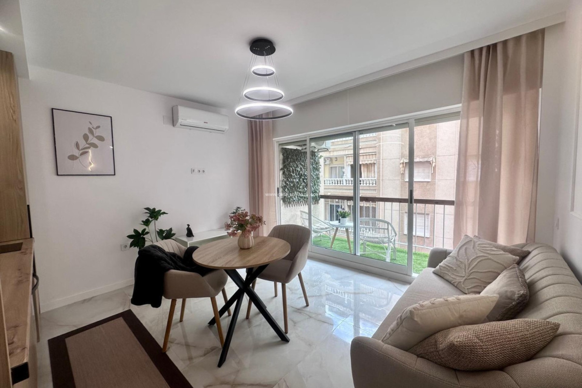 Herverkoop - Appartement / flat - Torrevieja - Torrevieja Centro