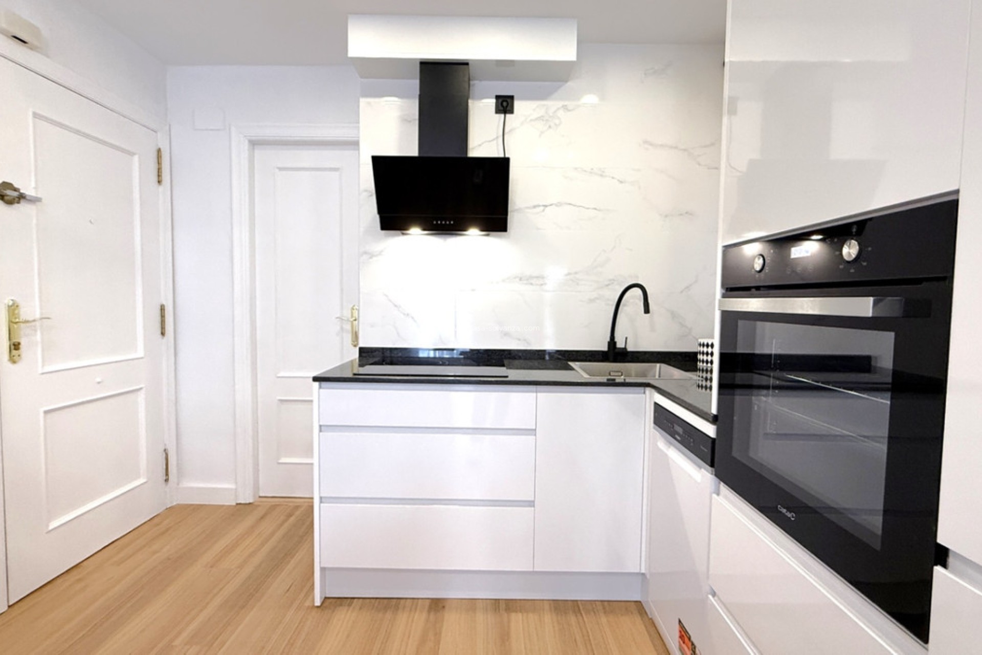 Herverkoop - Appartement / flat - Torrevieja - Torrevieja Centro