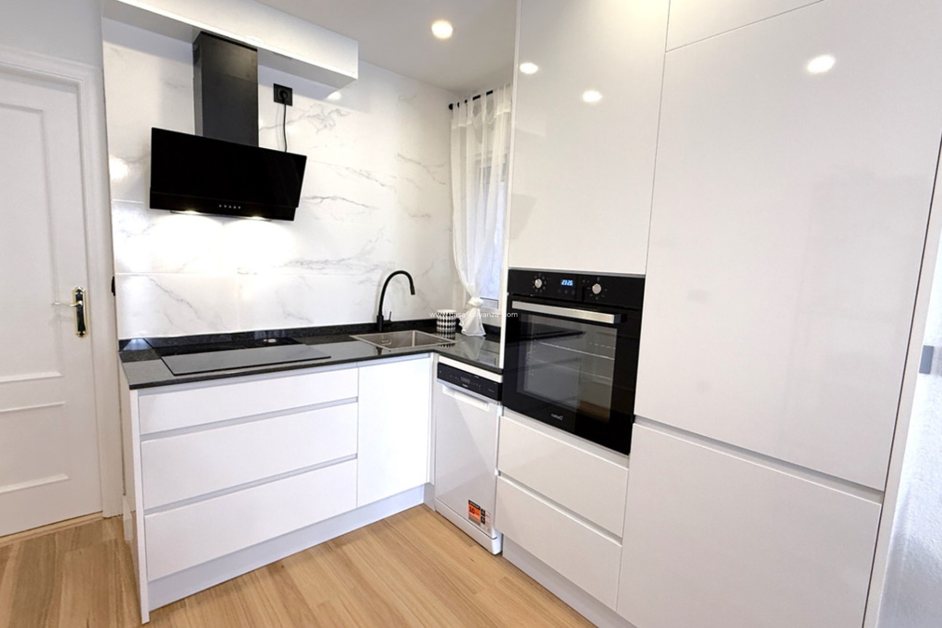 Herverkoop - Appartement / flat - Torrevieja - Torrevieja Centro