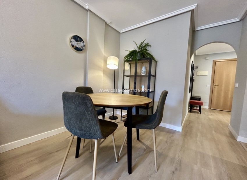 Herverkoop - Appartement / flat - Torrevieja - Torrevieja Centro