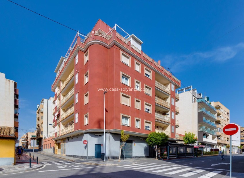 Herverkoop - Appartement / flat - Torrevieja - Torrevieja Centro