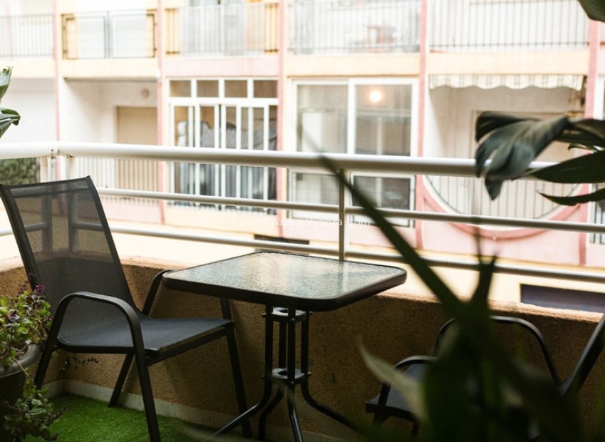 Herverkoop - Appartement / flat - Torrevieja - Torrevieja Centro