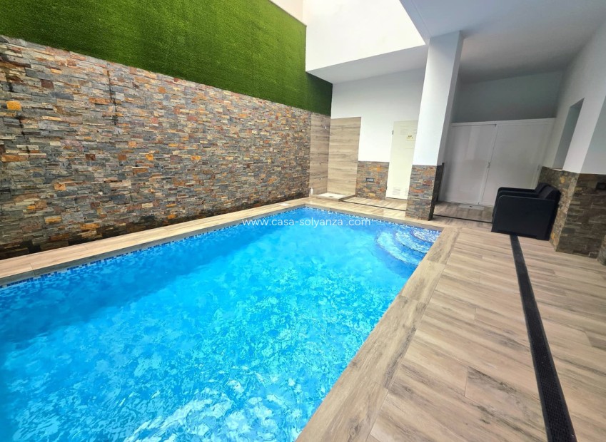 Herverkoop - Appartement / flat - Torrevieja - Torrevieja Centro