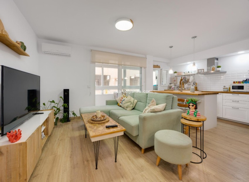 Herverkoop - Appartement / flat - Torrevieja - Torrevieja Centro
