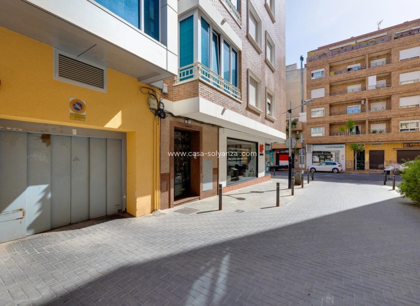 Herverkoop - Appartement / flat - Torrevieja - Torrevieja Centro