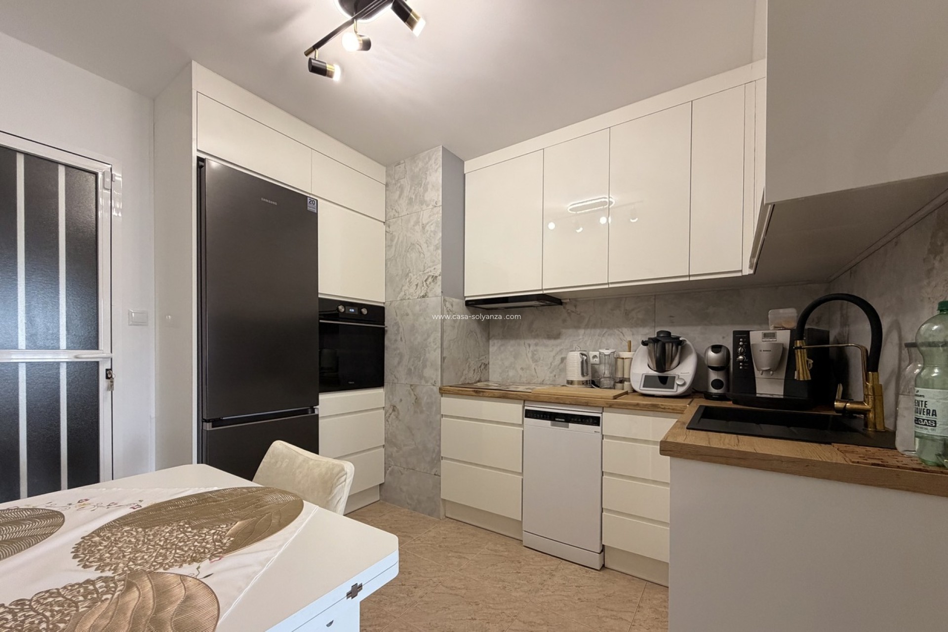 Herverkoop - Appartement / flat - Torrevieja - Urb. Calas Blancas III