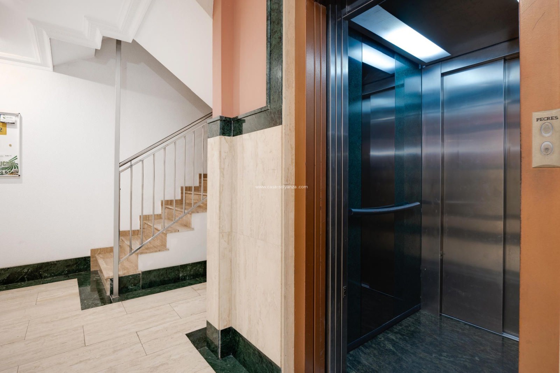 Herverkoop - Appartement / flat - Torrevieja