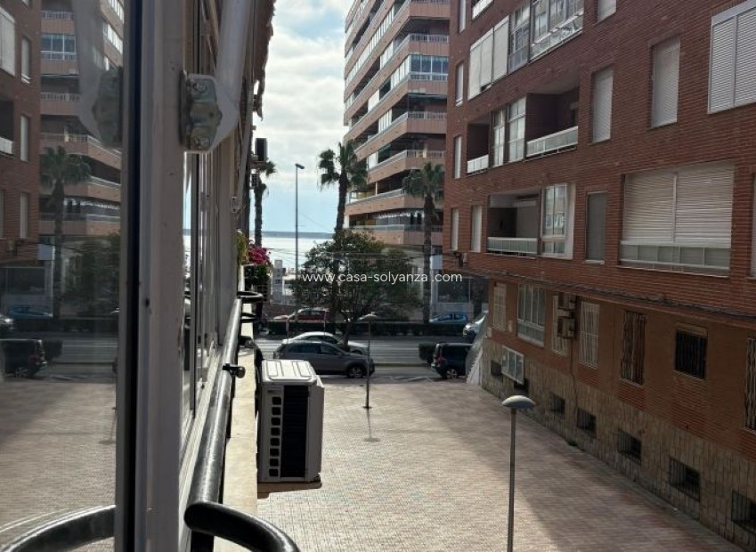 Herverkoop - Appartement / flat - Torrevieja