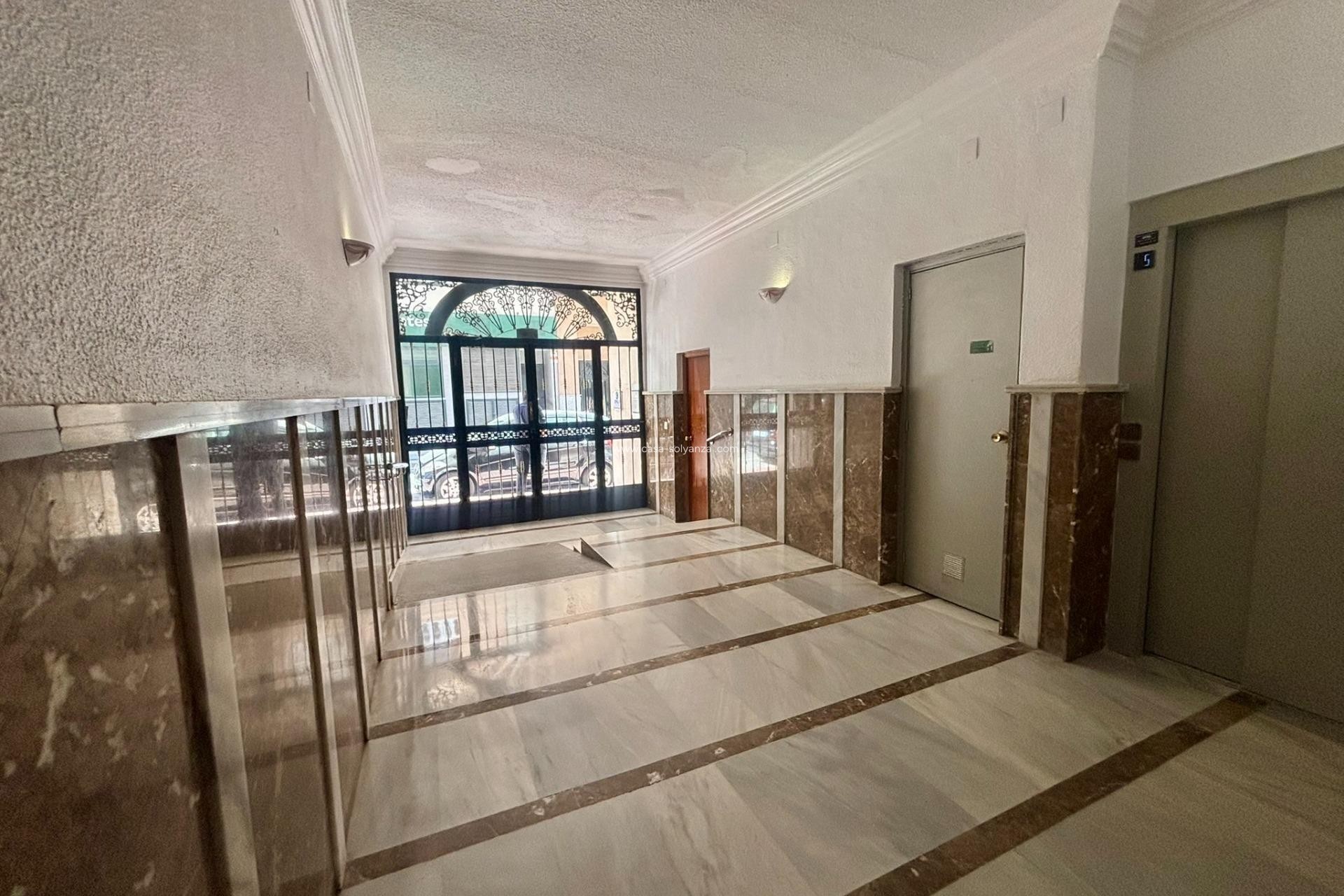 Herverkoop - Appartement / flat - Torrevieja