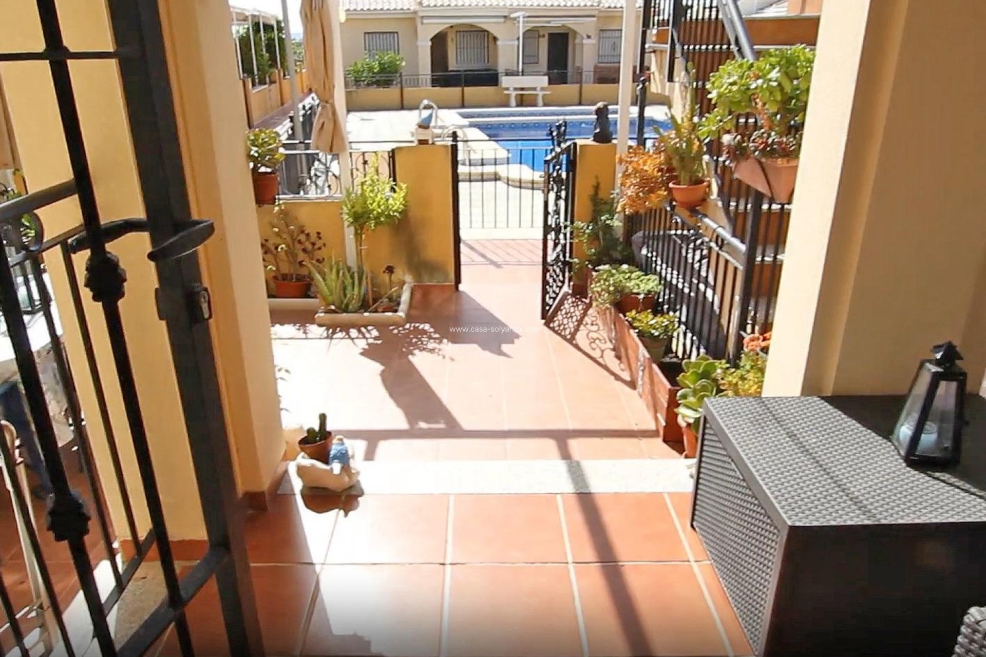 Herverkoop - Bungalow - Guardamar del Segura - 03140