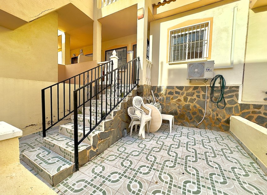 Herverkoop - Bungalow - Orihuela Costa - La Florida