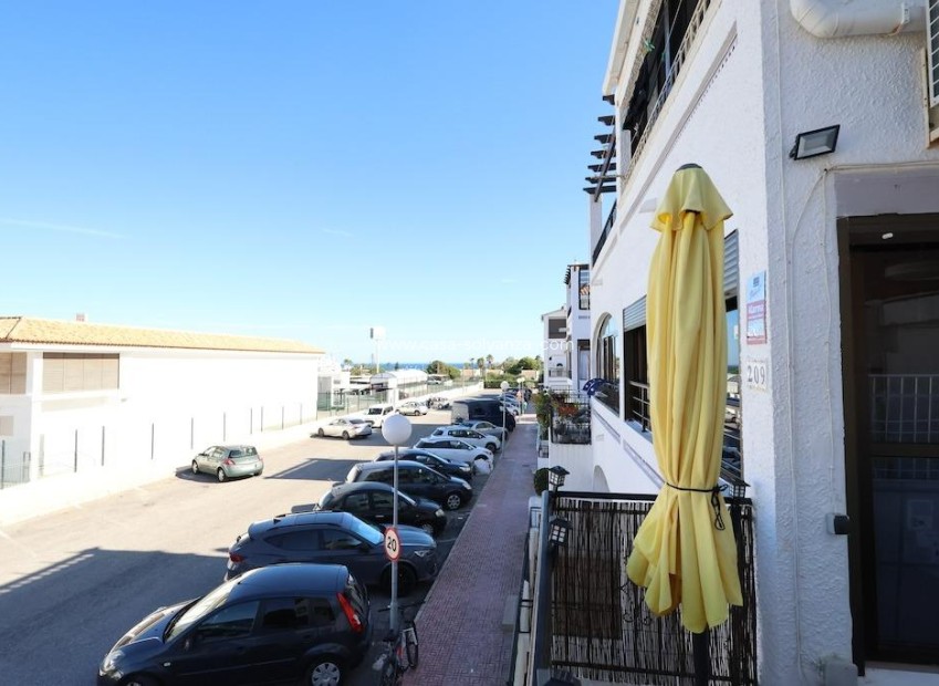 Herverkoop - Bungalow - Orihuela Costa - La Zenia