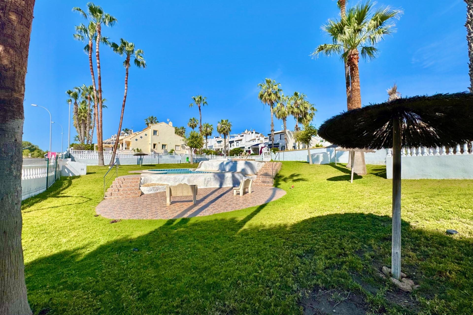 Herverkoop - Bungalow - Orihuela Costa - Villamartín