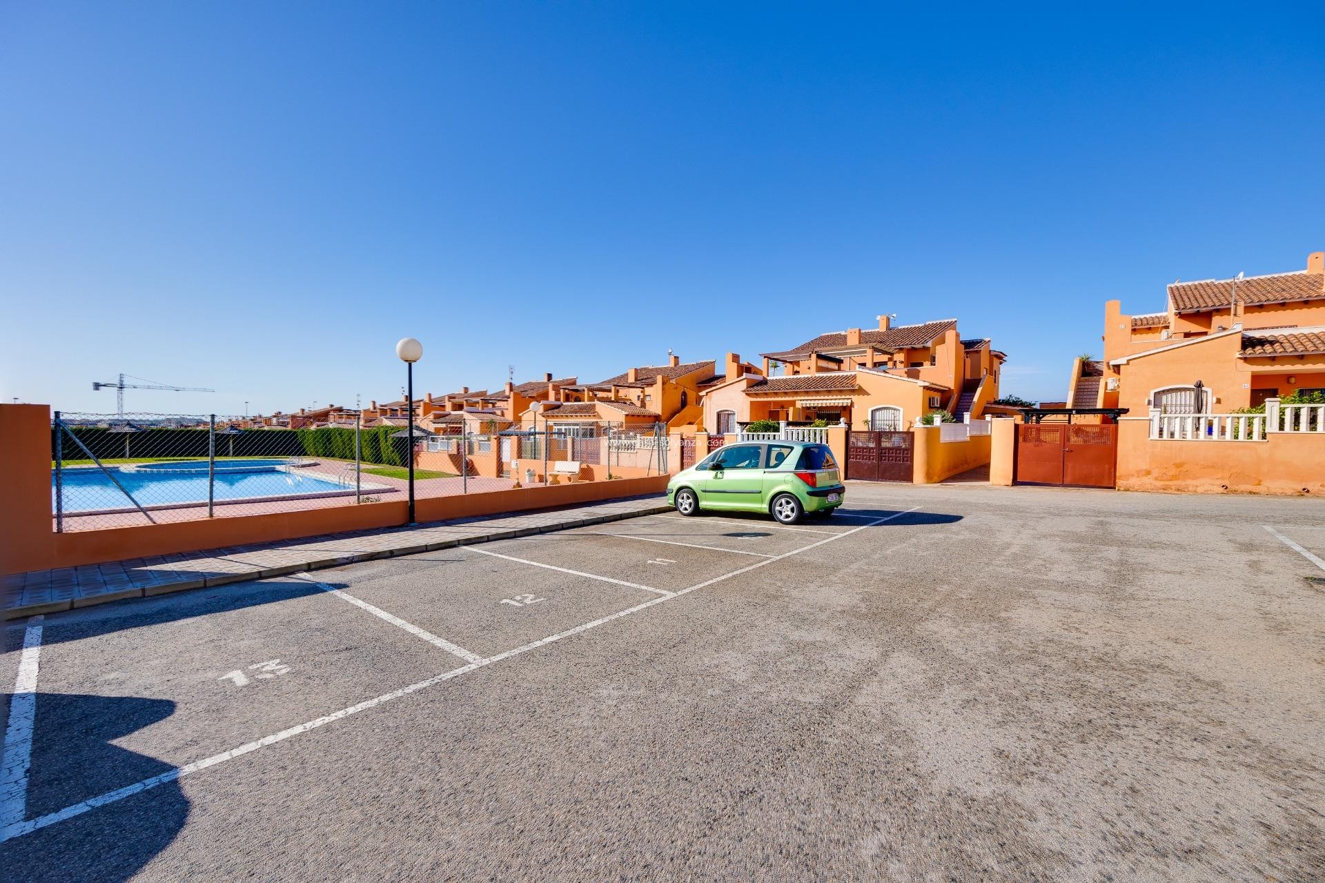 Herverkoop - Bungalow - Torrevieja - Aguas nuevas