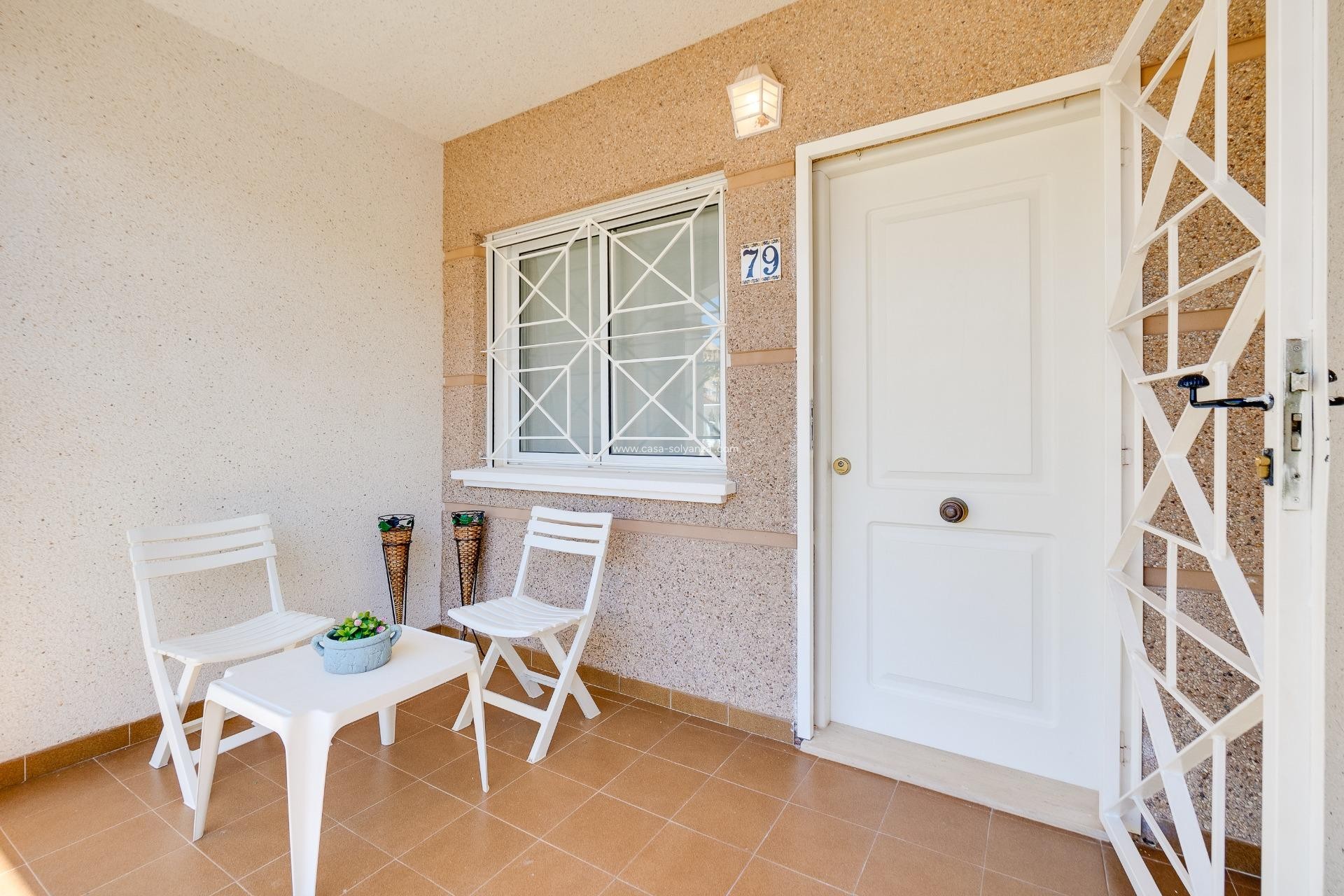 Herverkoop - Bungalow - Torrevieja - Aguas nuevas