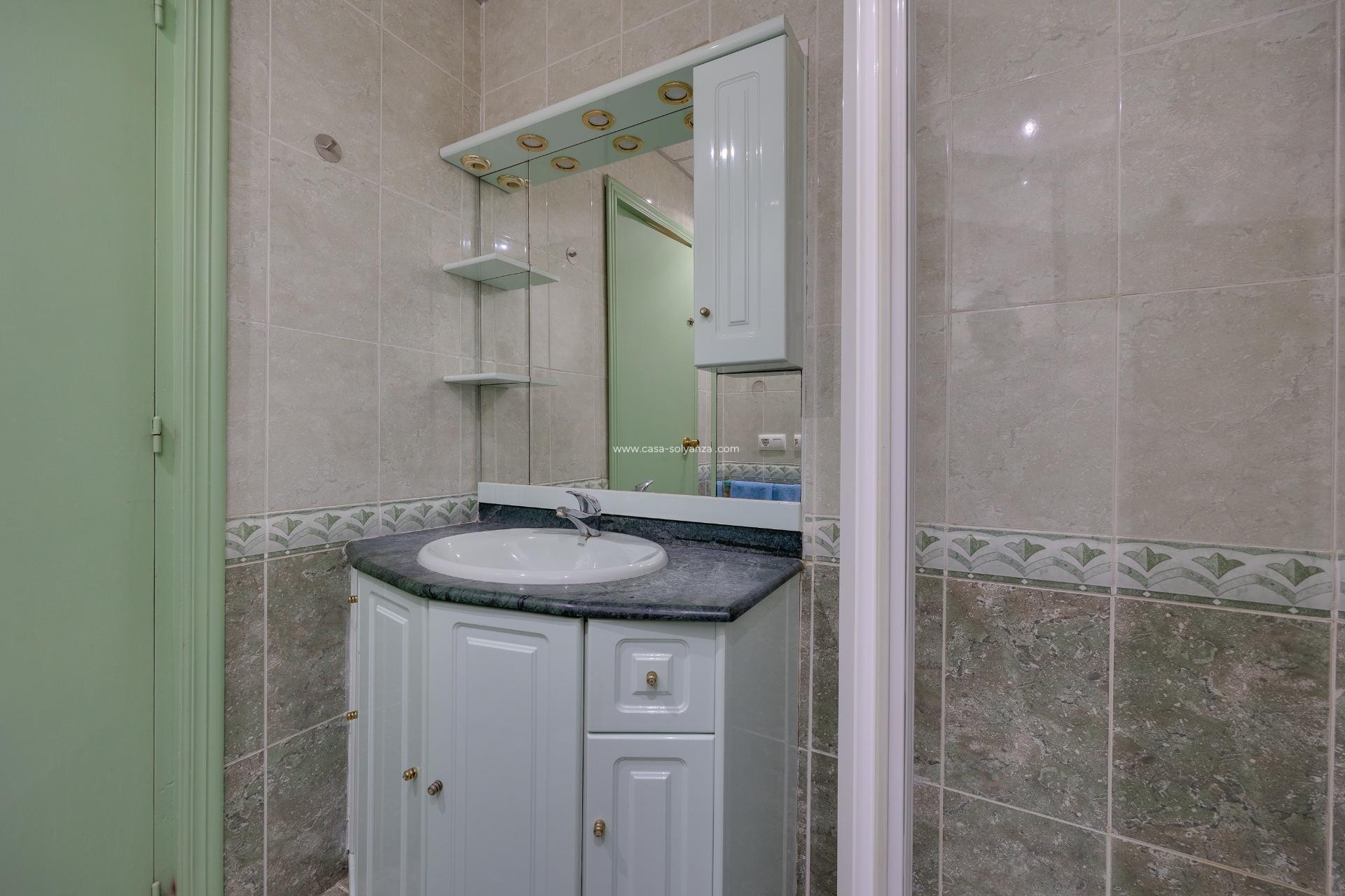 Herverkoop - Bungalow - Torrevieja - La Mata