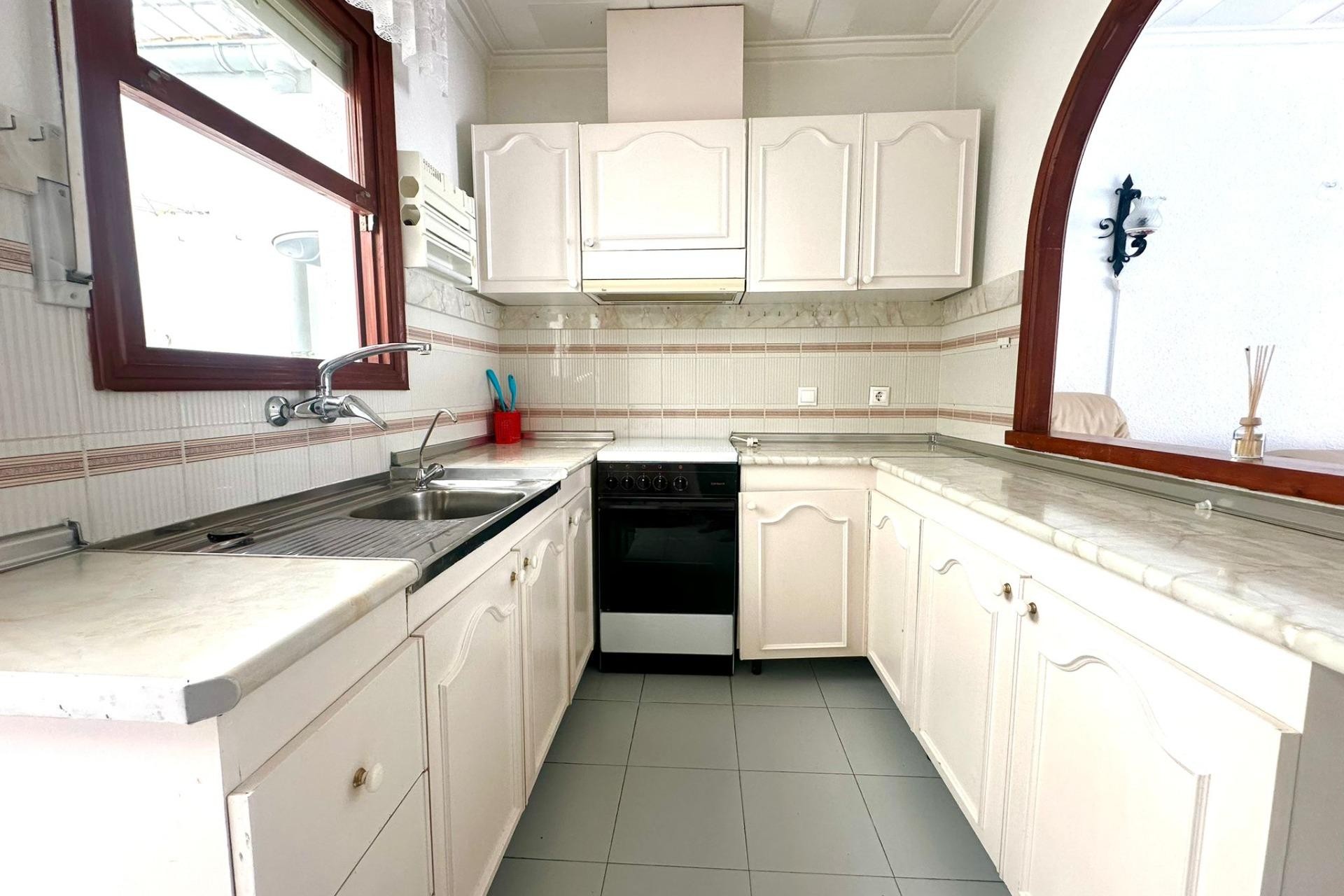 Herverkoop - Bungalow - Torrevieja - La Siesta