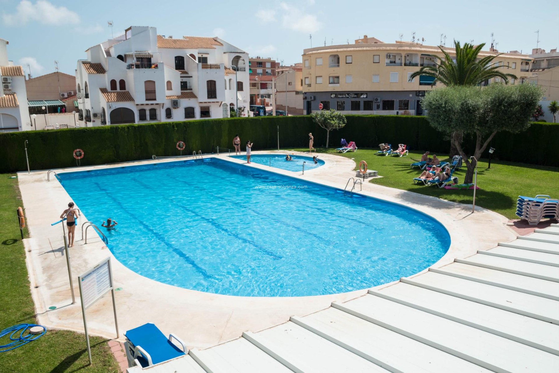Herverkoop - Bungalow - Torrevieja - Playa De Los Naufragos
