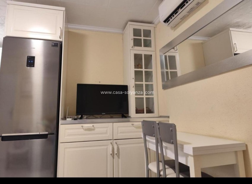 Herverkoop - Bungalow - Torrevieja - Torretas