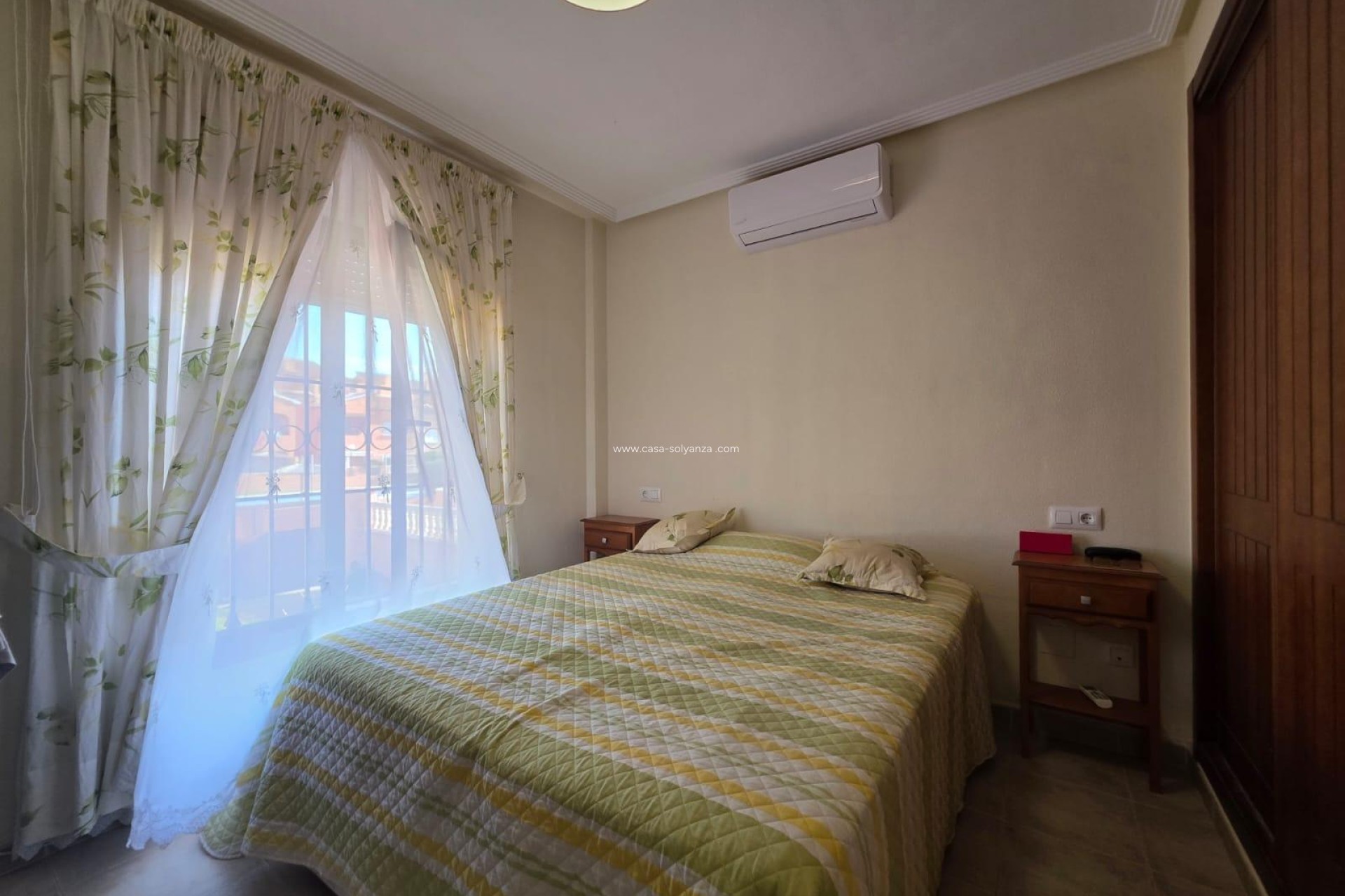 Herverkoop - Bungalow - Torrevieja - Zona Los Frutales